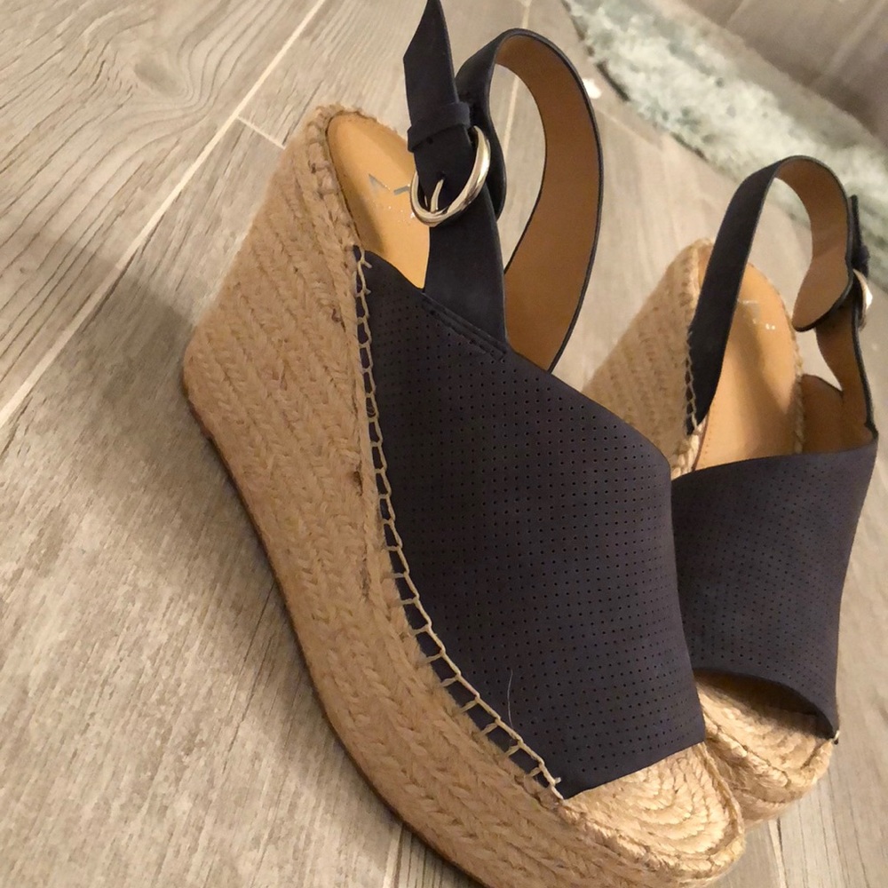Wedges - Picture 9 of 10